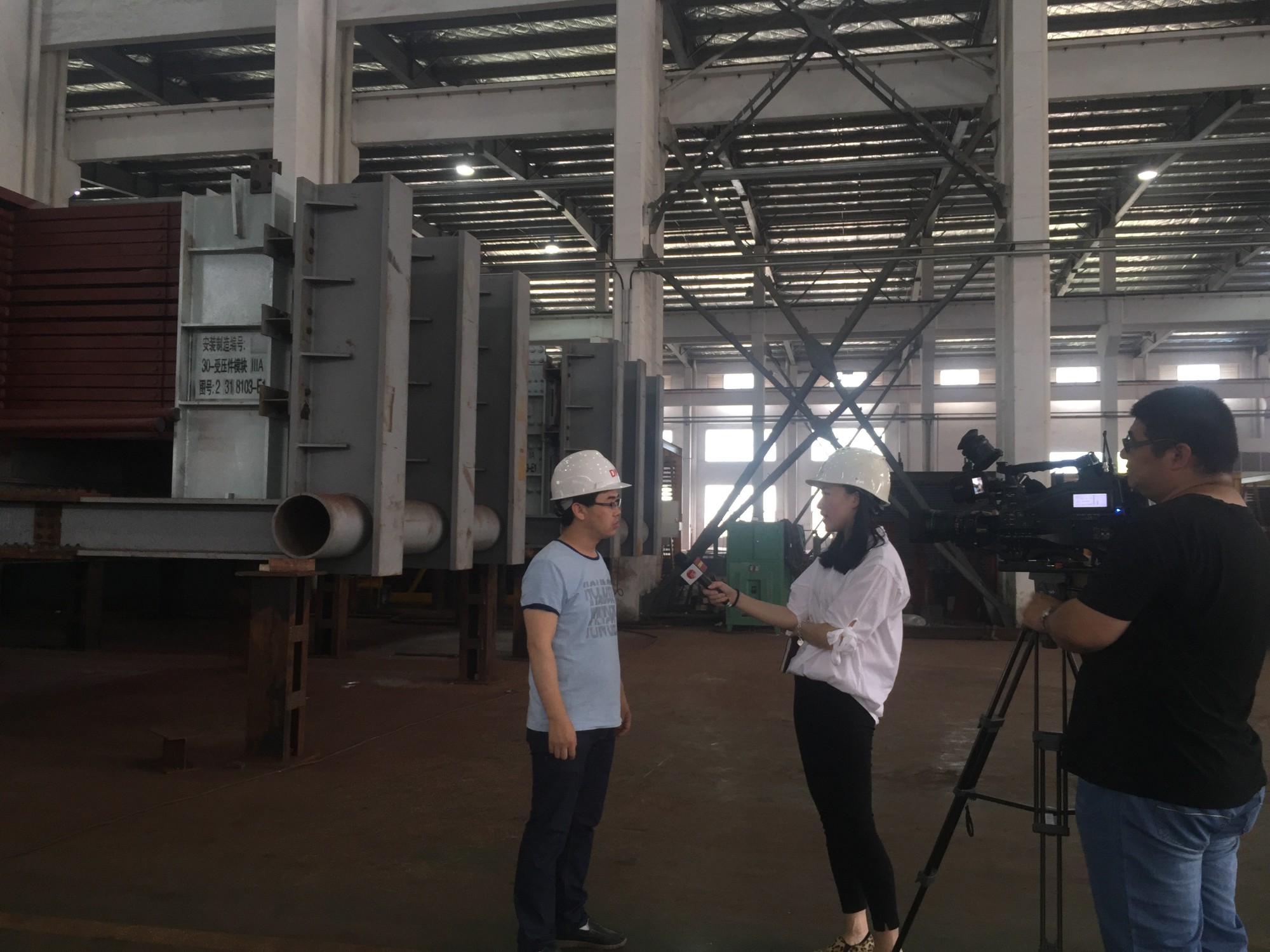 Jiangyin Televison Reporter Came to Interview after DNT Be Awarded as Wuxi Engineering Technology Research Center